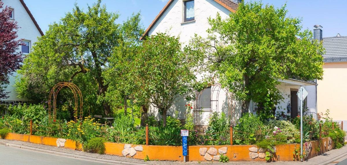 Auszeit Flair Der Provence Apartment Hausen  Bagian luar foto