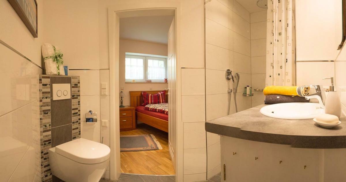 Auszeit Flair Der Provence Apartment Hausen  Bagian luar foto
